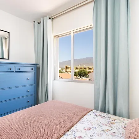 דירה Spacious 3-bedroom With Pool & Balcony - Steps From Puerto Colon, & Local Attractions אדחה